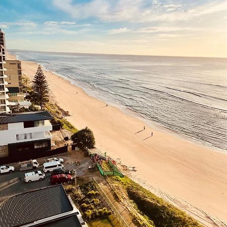 Absolutely Stunning! On The Beach !!! Gold Coast Exterior foto