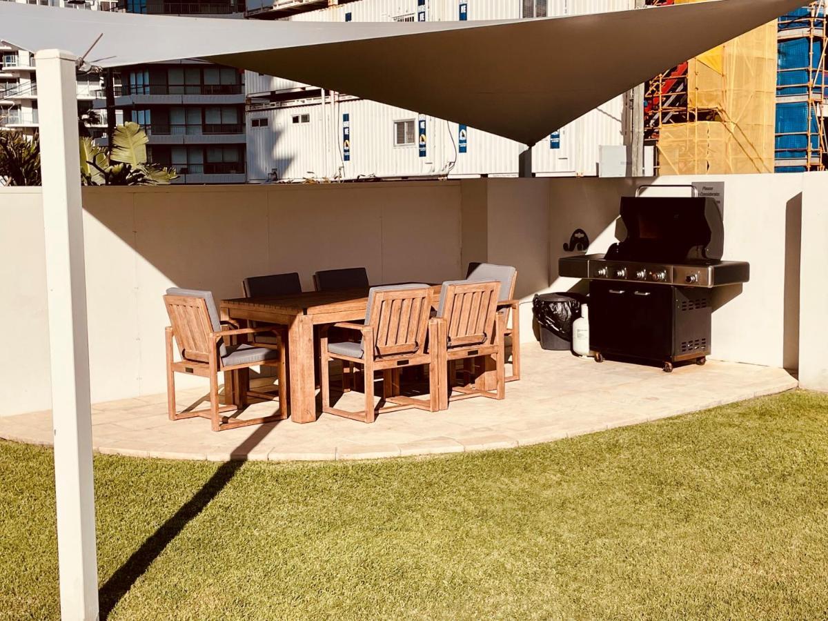 Absolutely Stunning! On The Beach !!! Gold Coast Exterior foto