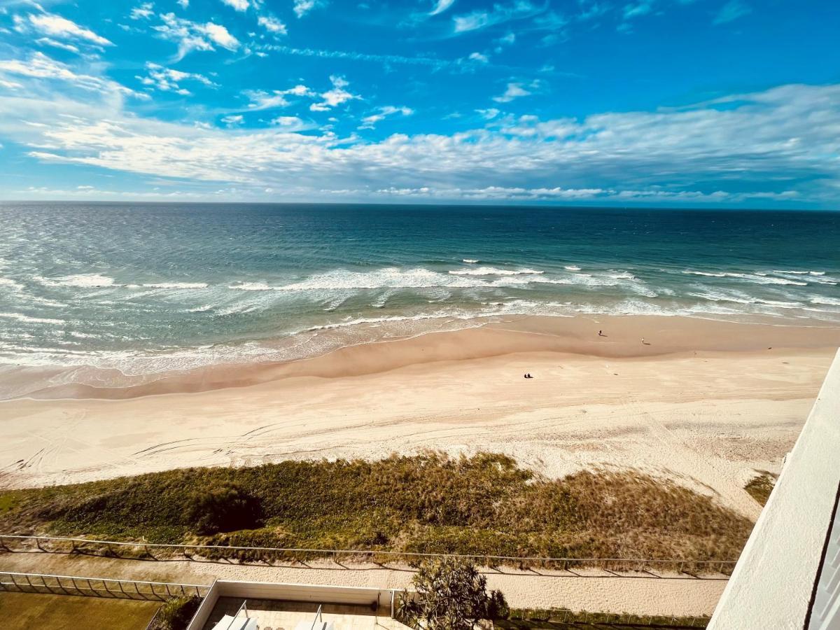 Absolutely Stunning! On The Beach !!! Gold Coast Exterior foto